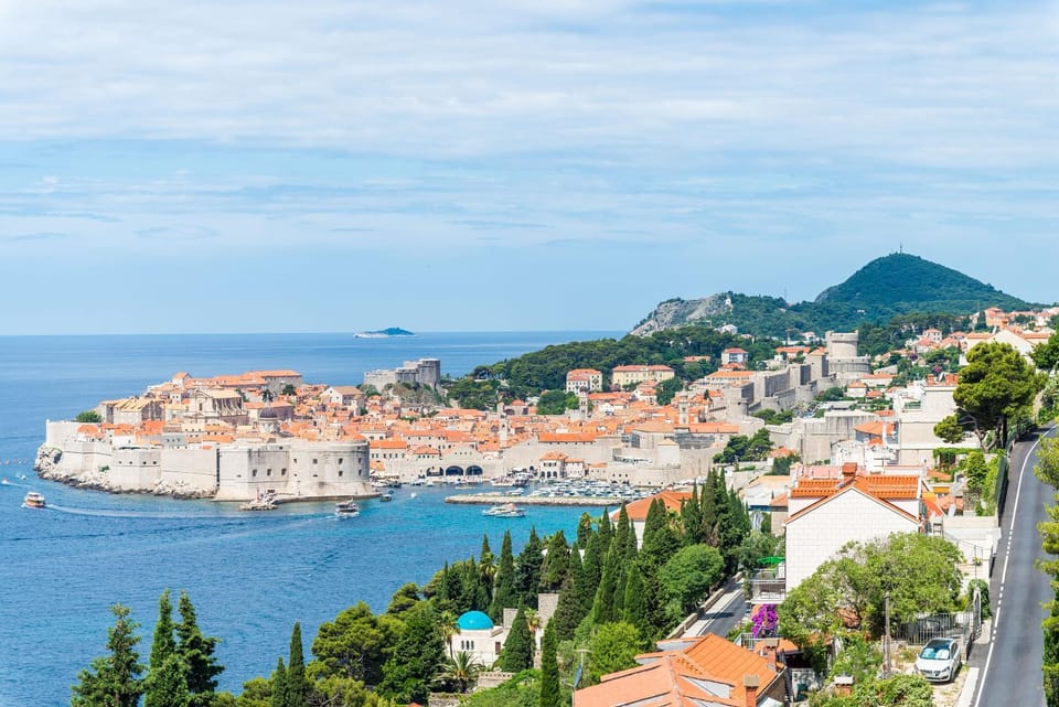 City view, Sea view