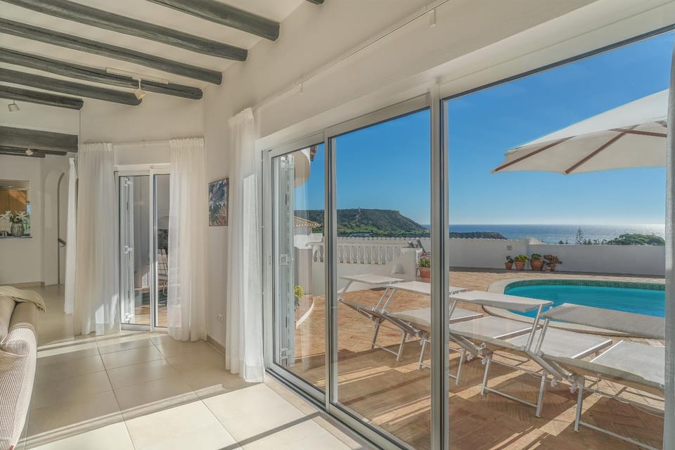 Casa das Palmeiras, Luxury Villa Villa in Luz