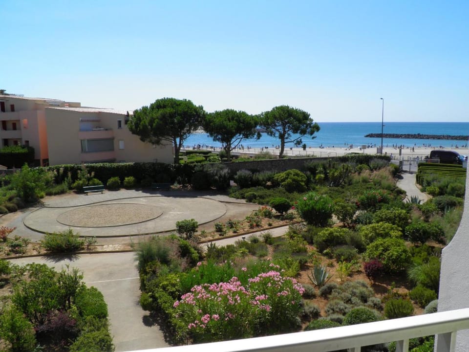 Studio à Sète - Ascenseur & Parking - FR-1-338-555 Apartment in Occitanie