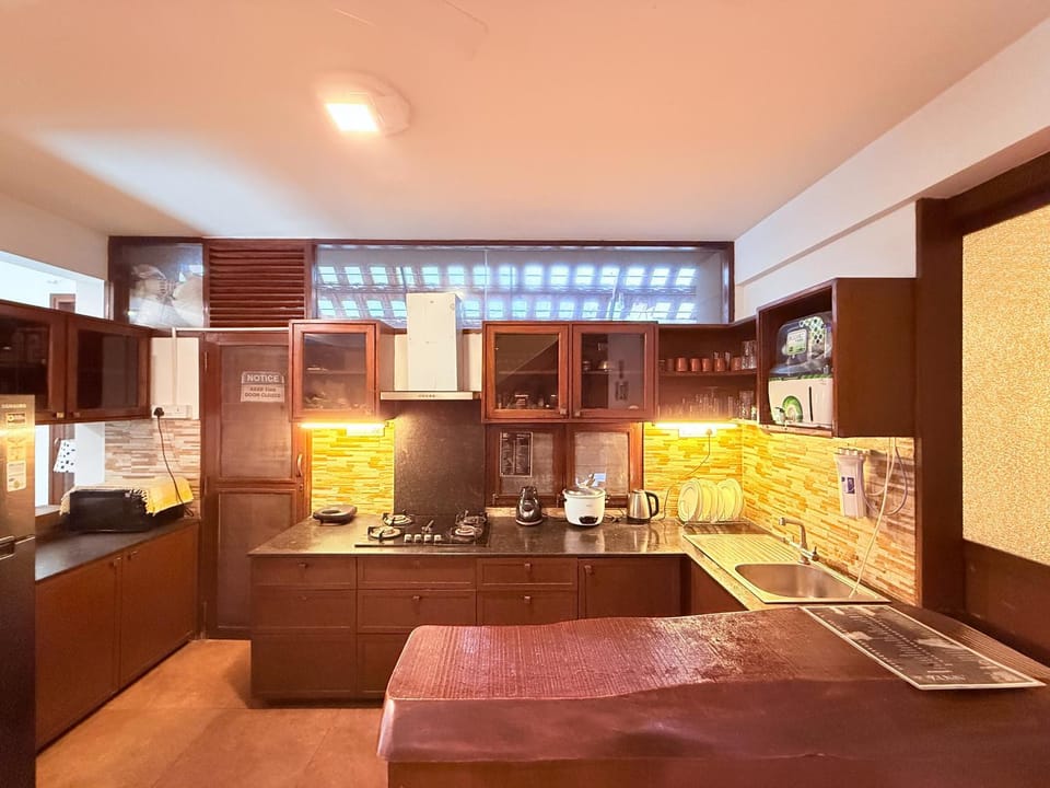 Jugglers Rest Boho Style 4BHK Spacez Luxury Villa with Terrace Lounge Hostel in Bengaluru