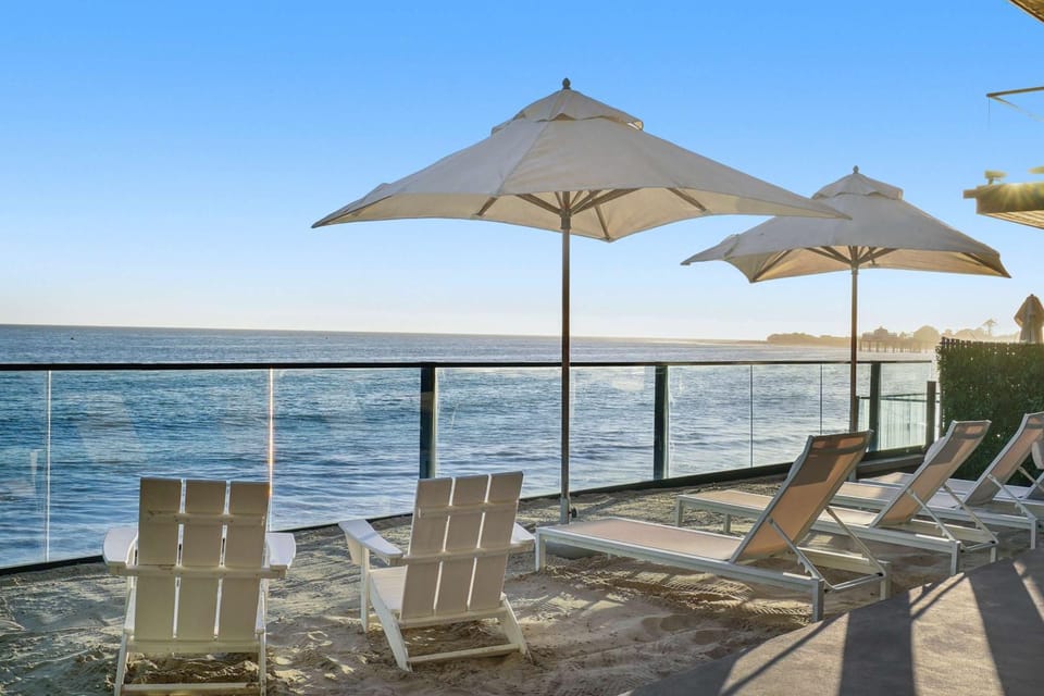Malibu Sand by Stay Awhile Villas Apartment in Malibu
