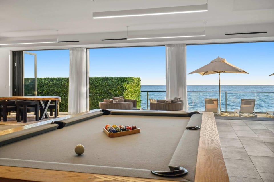 Malibu Sand by Stay Awhile Villas Apartment in Malibu