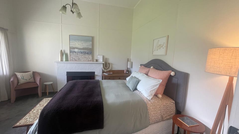 Marjalis Cottage, your perfect country getaway! House in Wonthaggi
