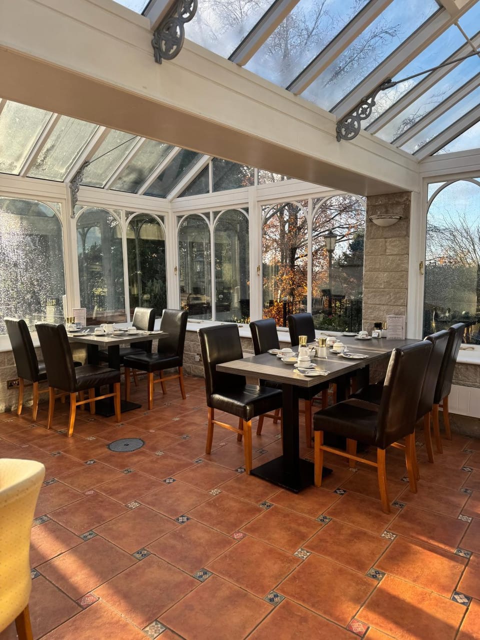 Restaurant/places to eat, Dining area