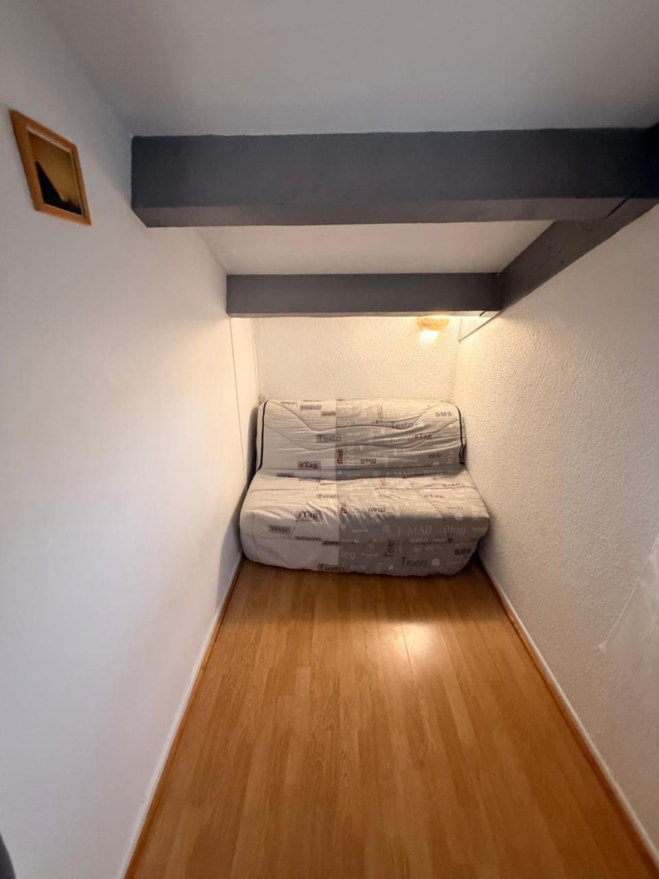villa T2 cabine 500m de la plage Cabin in Portiragnes