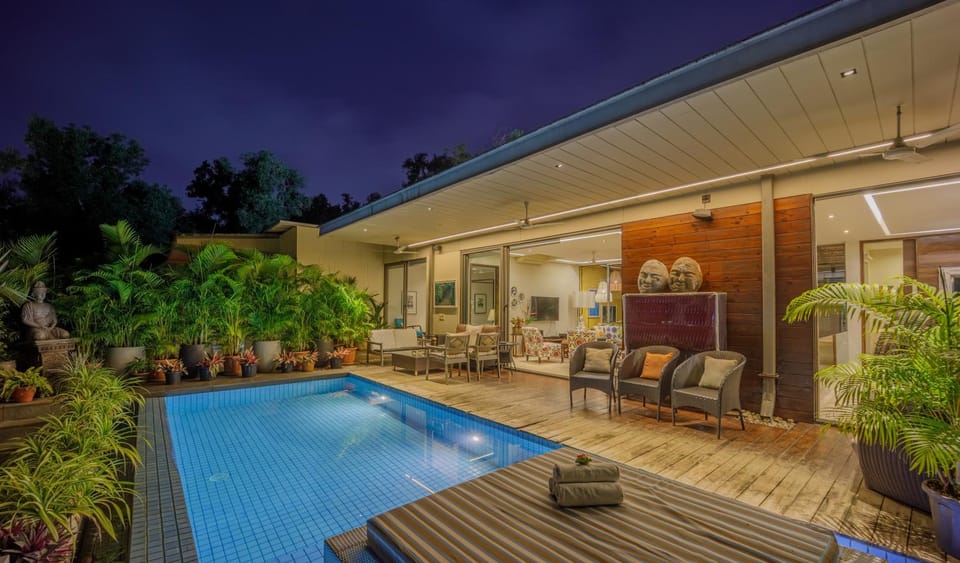 HIREAVILLA Villa Elara - 4BHK with Infinity Pool in Parra Villa in Goa, India