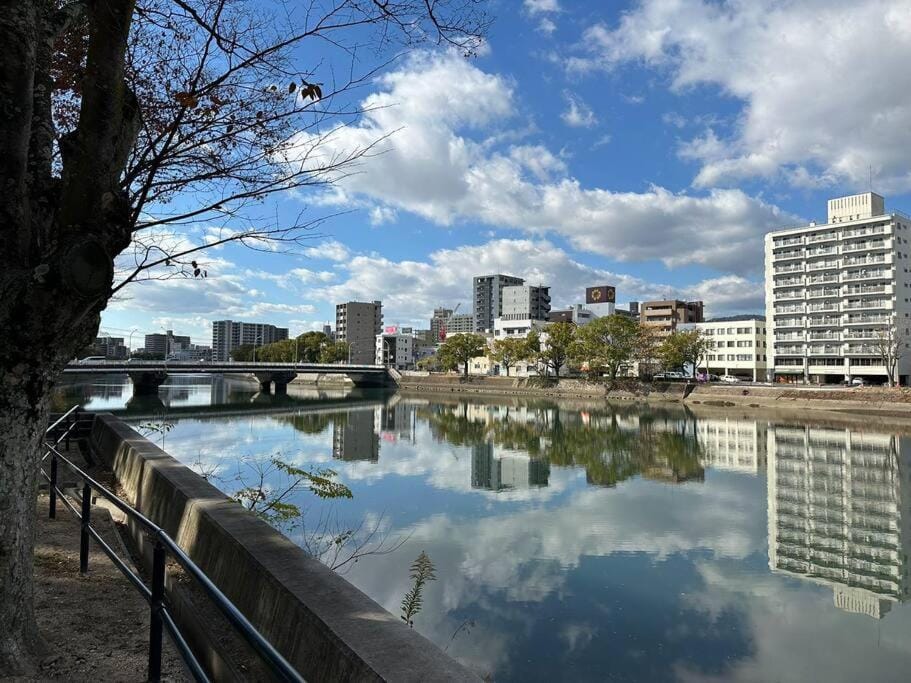North River 601 Peace Wing 6A Apartment in Hiroshima