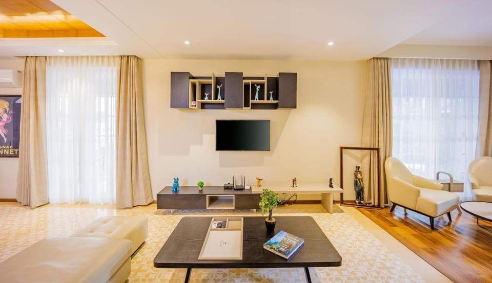 TV and multimedia, Living room, Photo of the whole room, Seating area