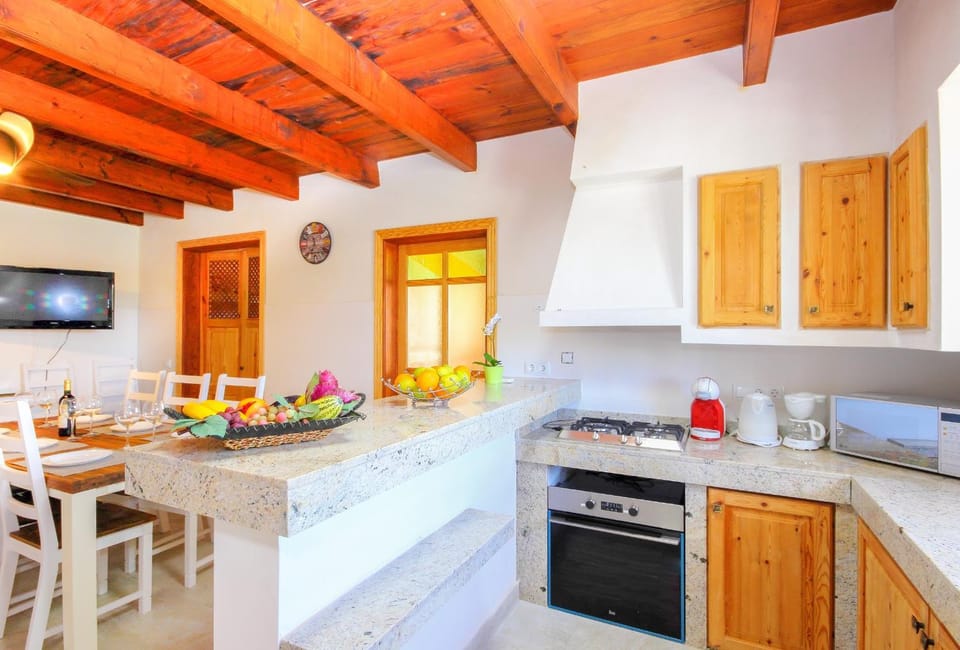 Kitchen or kitchenette, minibar, pet friendly, stove, toaster