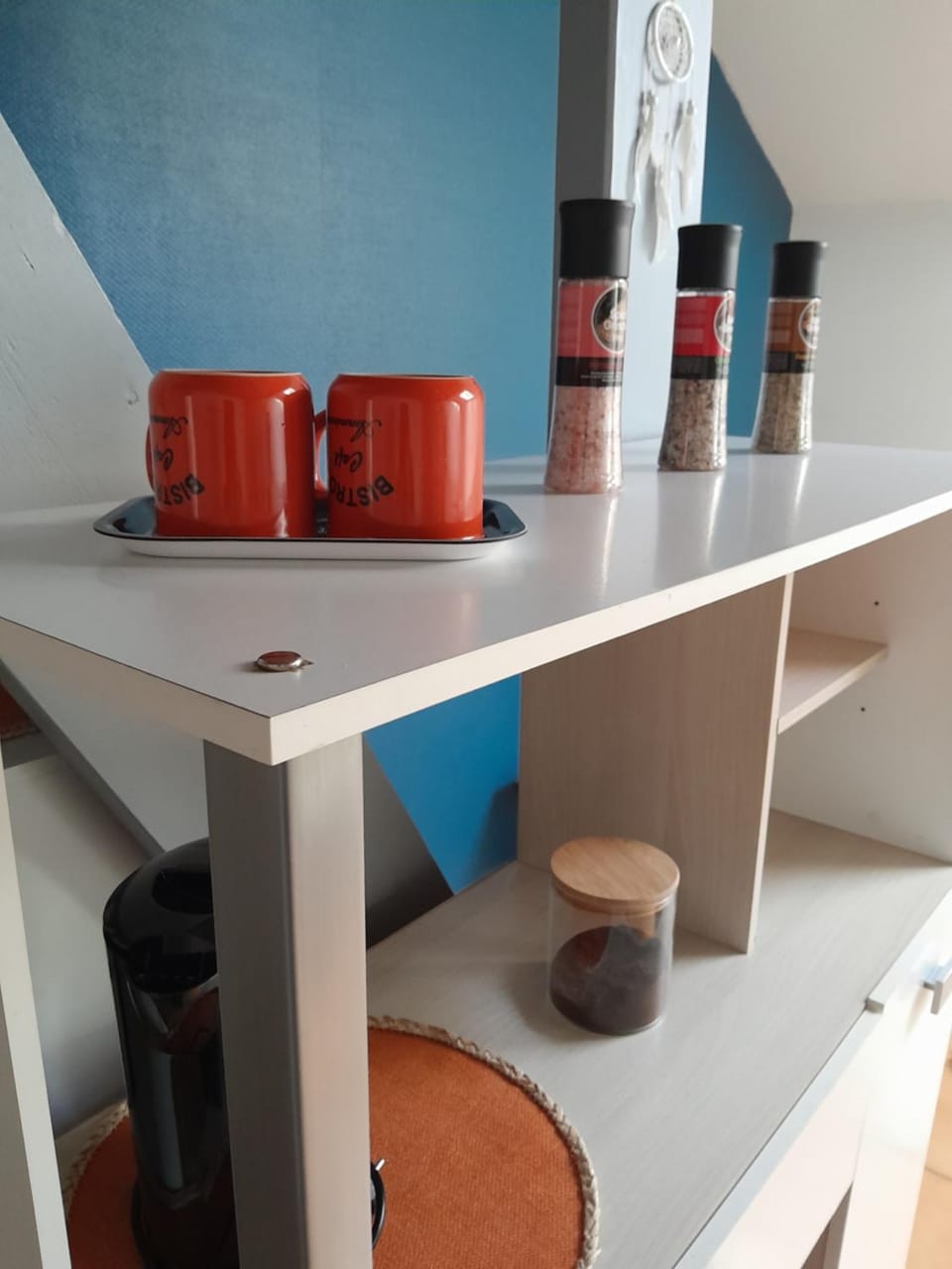 Coffee/tea facilities