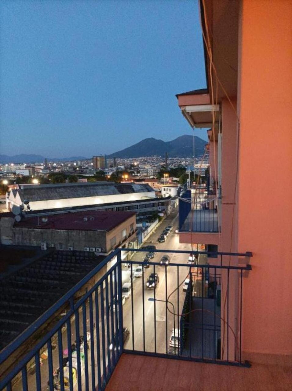 View (from property/room), Balcony/Terrace, City view