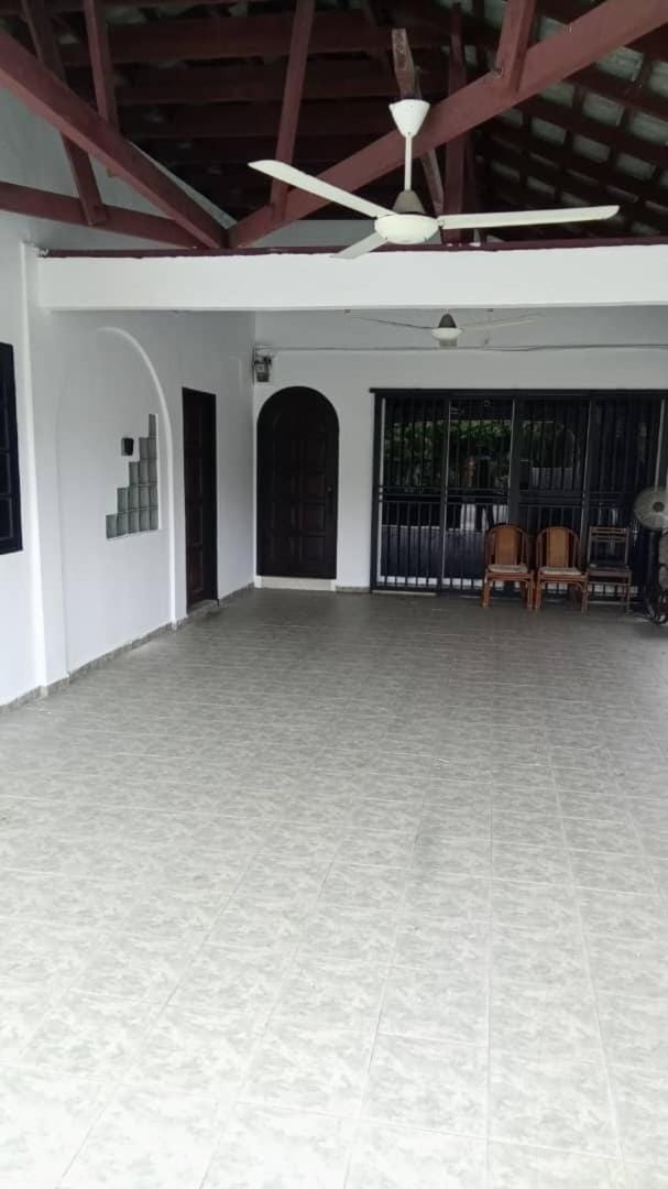 Homestay Cikgu Sayang House in Malacca