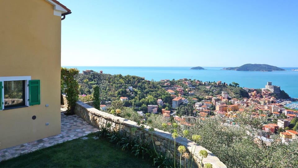Property building, Nearby landmark, Day, Natural landscape, City view, Sea view