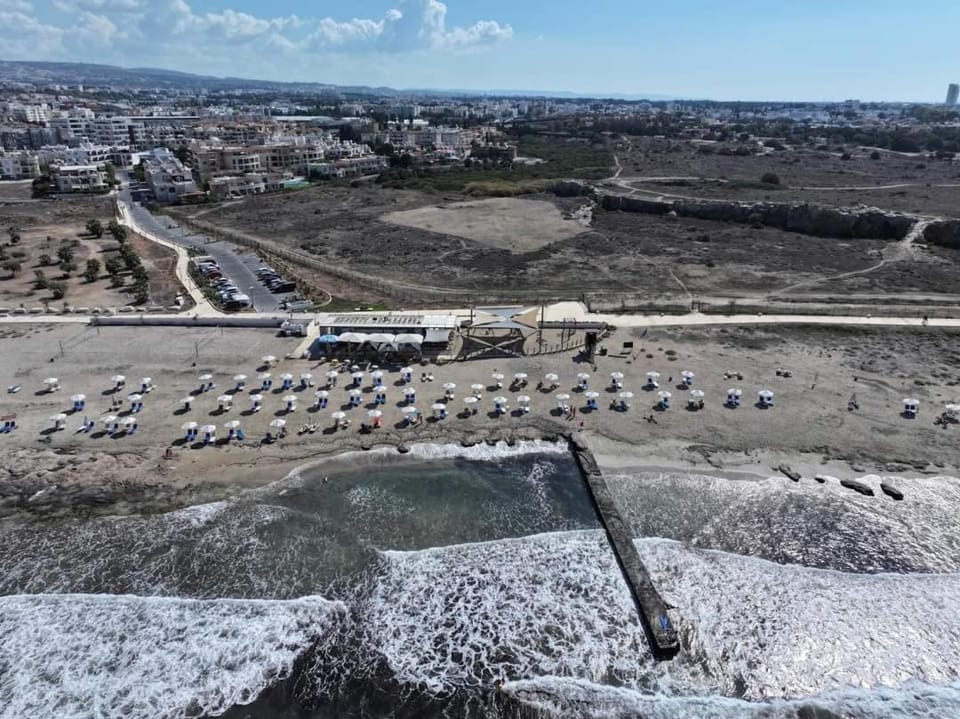 Cyprus Paradise Island Queens Gardens Apartament Apartment in Paphos