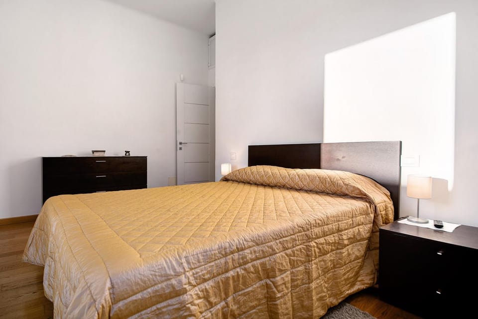 Living room, Bedroom