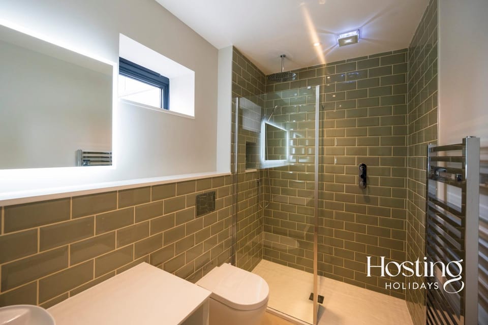 Shower, Bathroom, towels