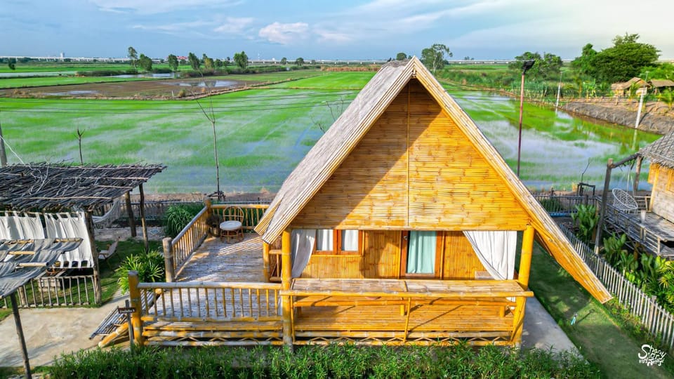 บ้านไทยไออุ่น @ทุ่งขนอนหลวง Farm Stay in Thailand