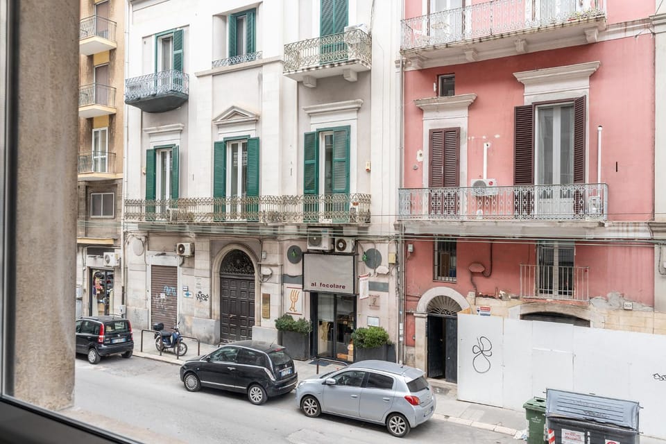 Property building, Neighbourhood, City view, Street view, Quiet street view