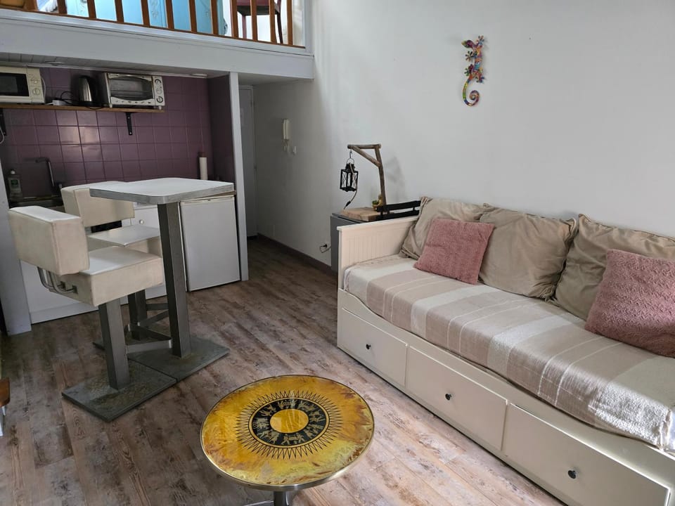 studio centre ville Apartment in Provence