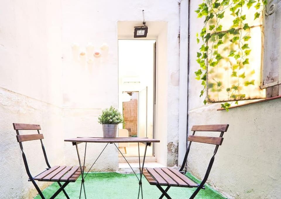 Stunning APT 3 PAX 15 min Gran via & Plaza Mayor Apartment in Centro