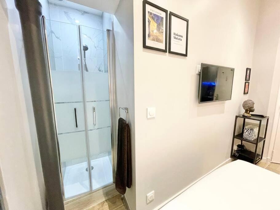 Charming Studette Paris La Défense Apartment in Puteaux