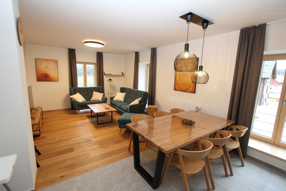 Living room, Seating area, Dining area