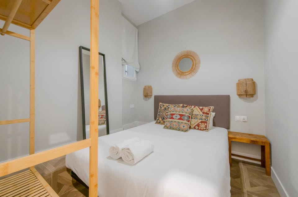 Bed, Bedroom