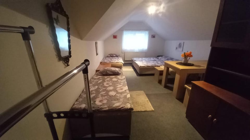 Property building, Bed, Photo of the whole room, Bedroom