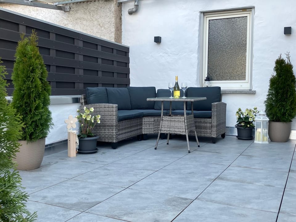 Day, Balcony/Terrace, Seating area