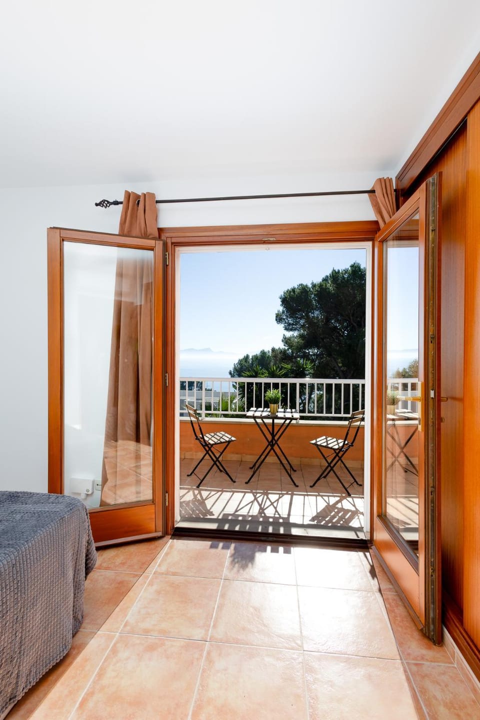 Bed, Balcony/Terrace, Bedroom