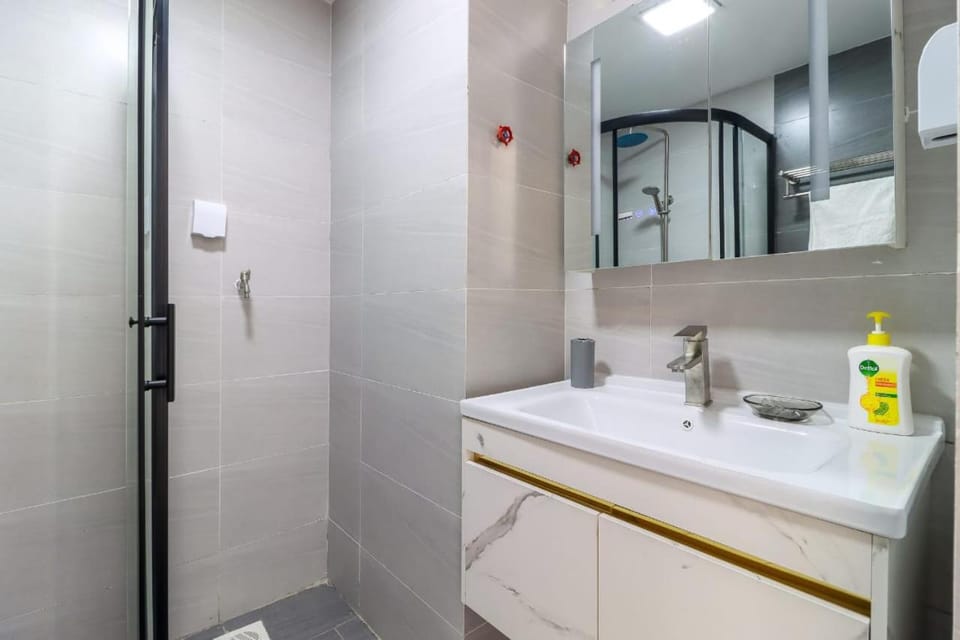 Studio with Pool&Gym Upperhill Apartment in Nairobi County