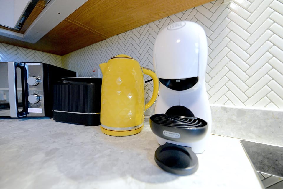 Coffee/tea facilities, Kitchen or kitchenette, minibar, toaster