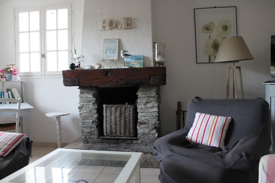 752 - Maison avec jardin à 2km du centre d'Erquy des commerces et des plages sauvages Villa in Brittany