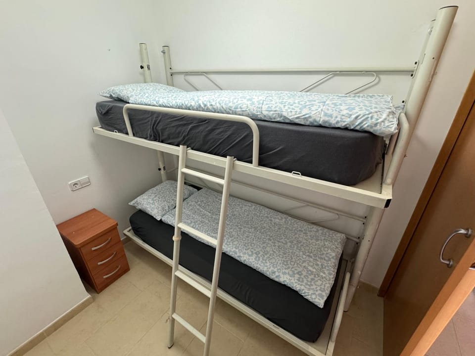 bunk bed