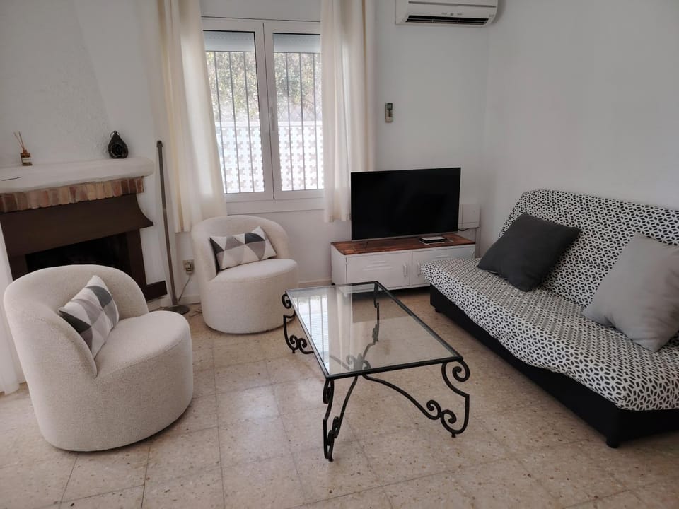 Communal lounge/ TV room, Seating area