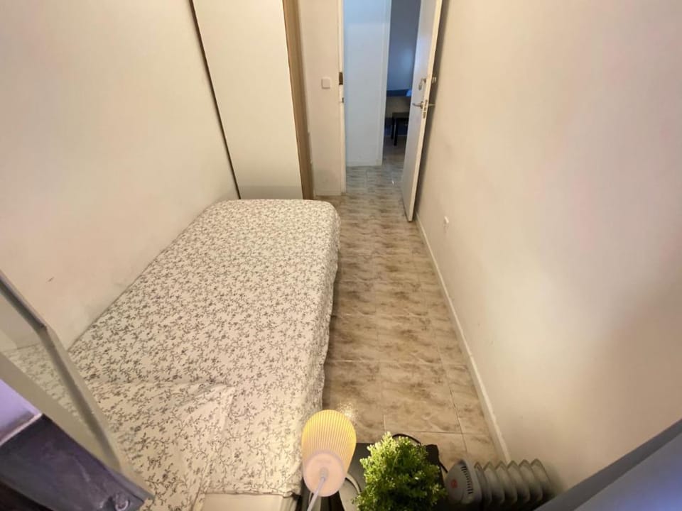 Cardeñosa habitaciones Bed and Breakfast in Madrid