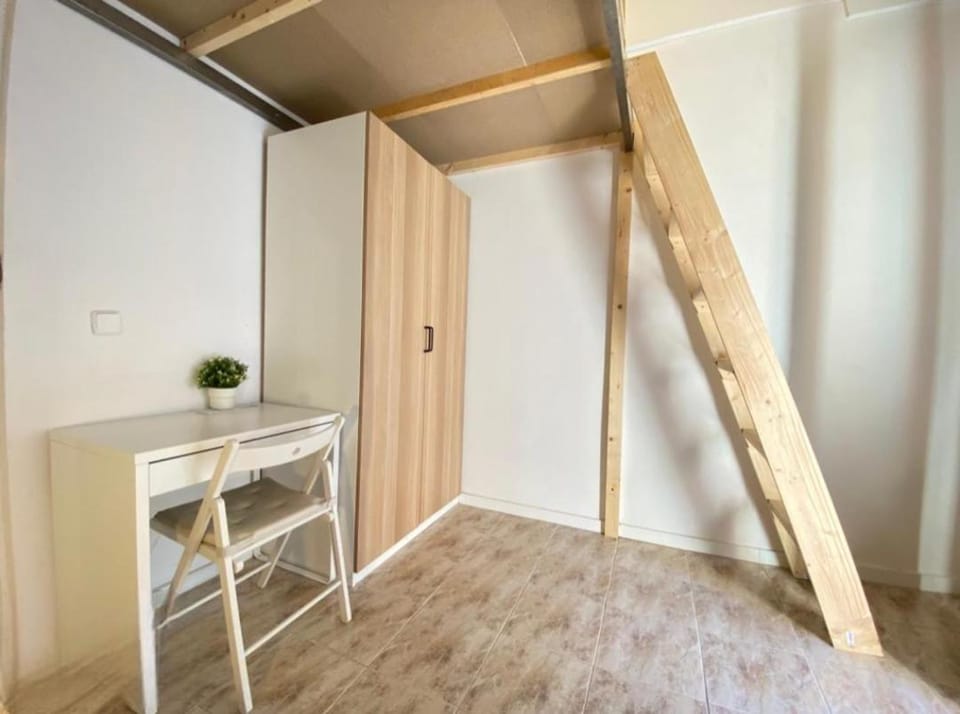 Cardeñosa habitaciones Bed and Breakfast in Madrid