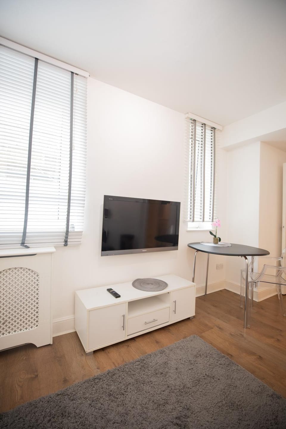 One bedroom at Chelsea cloister Hotel Apartment in City of Westminster