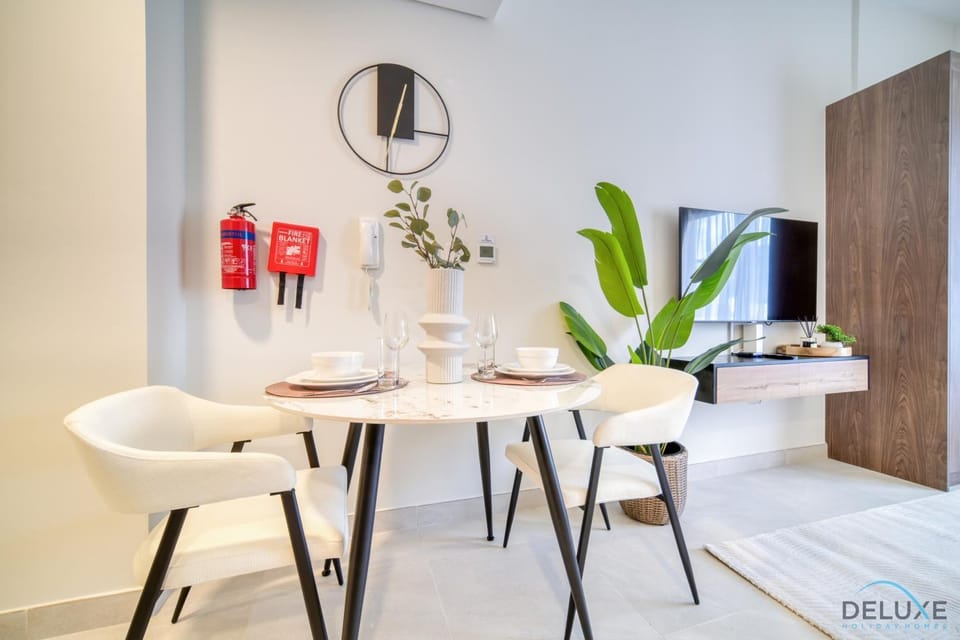 TV and multimedia, Dining area