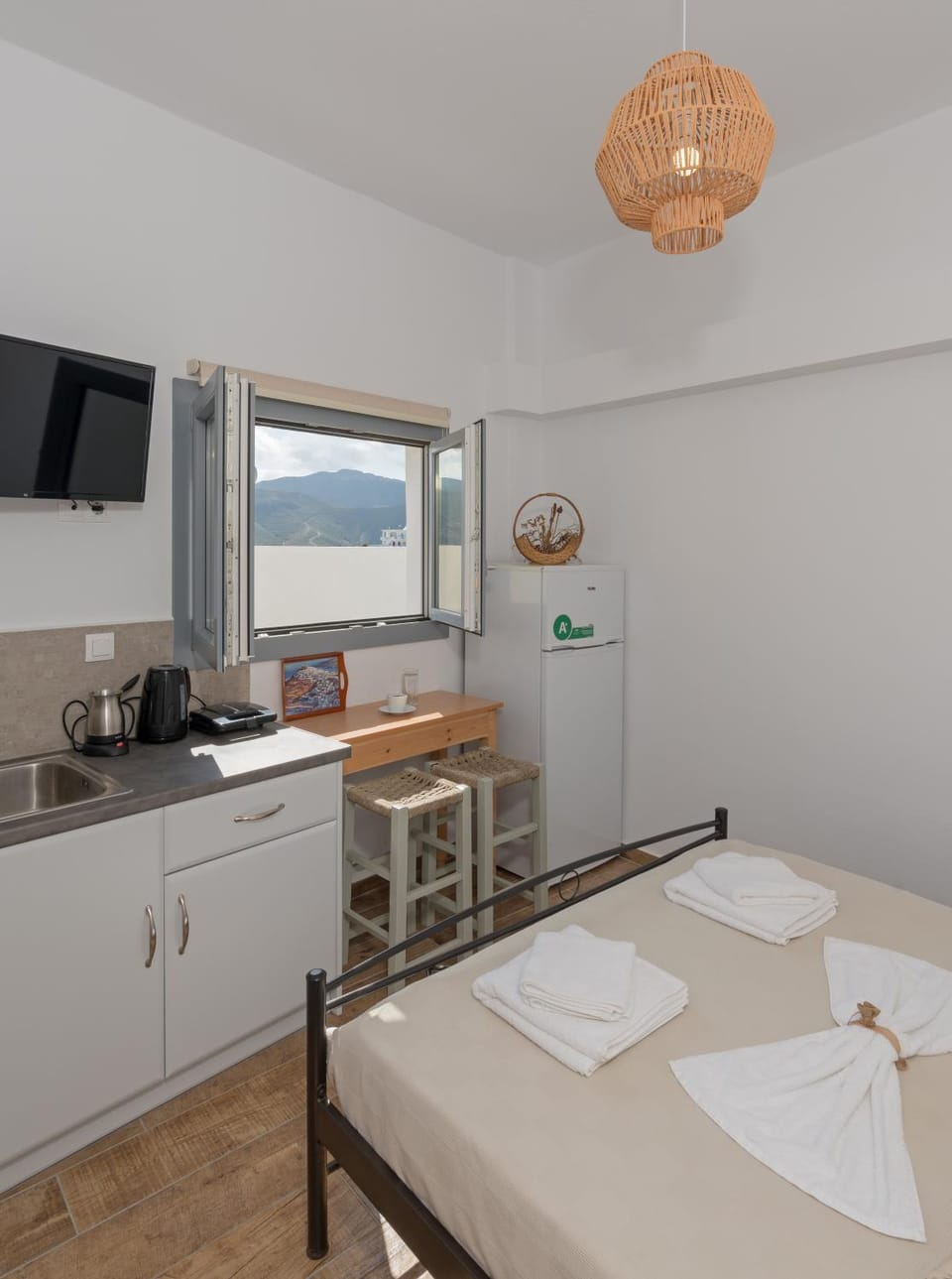 Nostos Room Apartment in Decentralized Administration of the Aegean