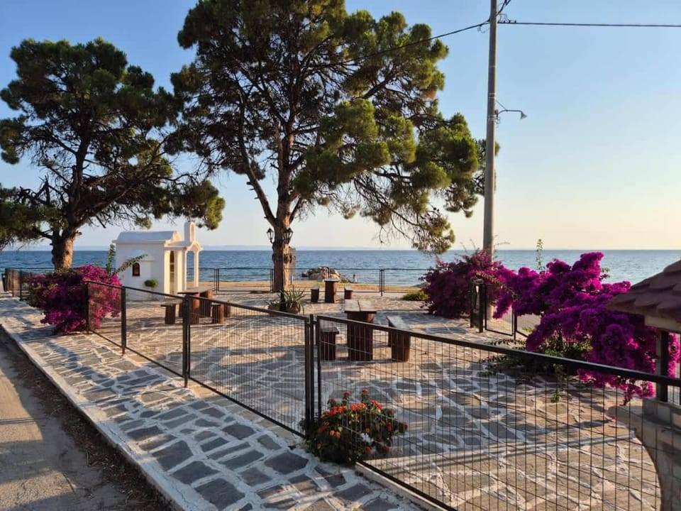 Nearby landmark, Sea view