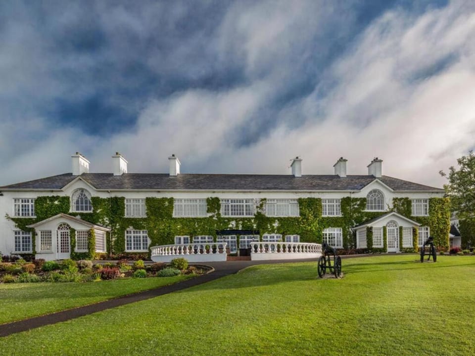 Holywell Lodge Bed and Breakfast in Meath, Co. Meath, Ireland