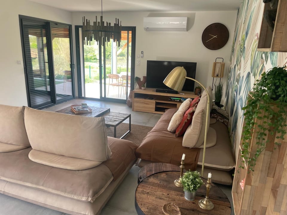 Mas LAOME Villa proche d'UZÈS House in Occitanie