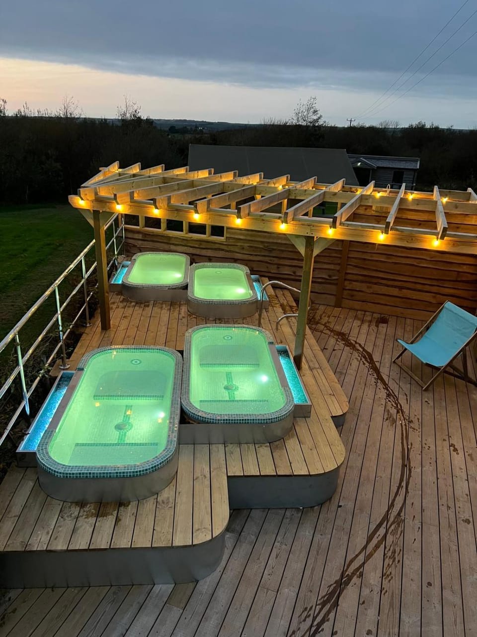 Hot Tub, Sauna