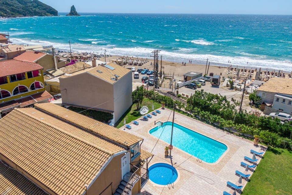 Property building, Swimming pool