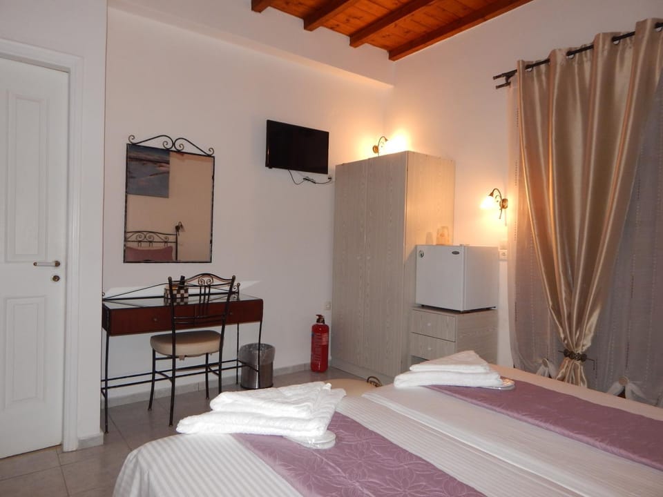 Tinos Suites & Apartments with sea view Apartment in Decentralized Administration of the Aegean