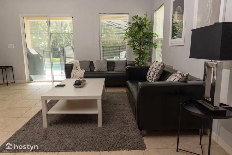 Beautiful vacation home near Disney House in Kissimmee