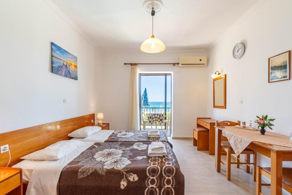 Property building, Living room, Bedroom