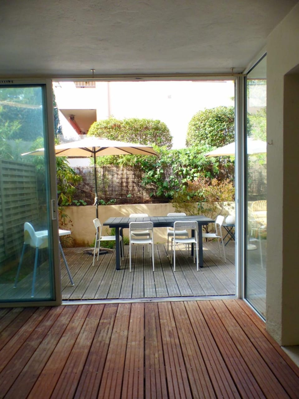 Spacious cocoon with nice garden close to the sea Apartment in Sanary-sur-Mer