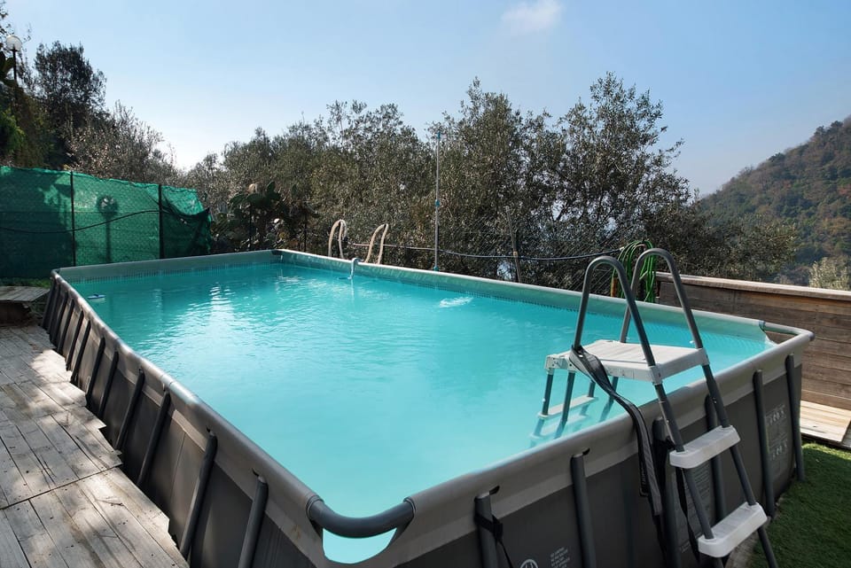 Property building, Swimming pool